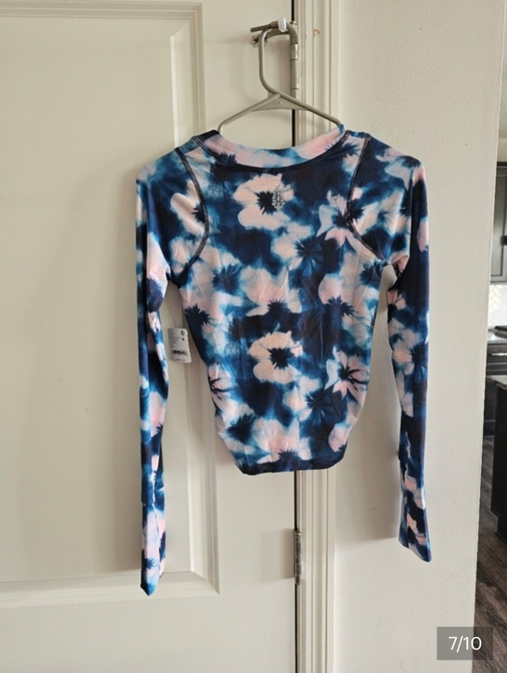 Free People Tempo Ruched Printed Long Sleeve - Picture 7 of 10